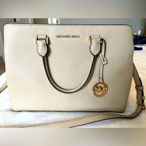 Michael Kors purse/wallet combo